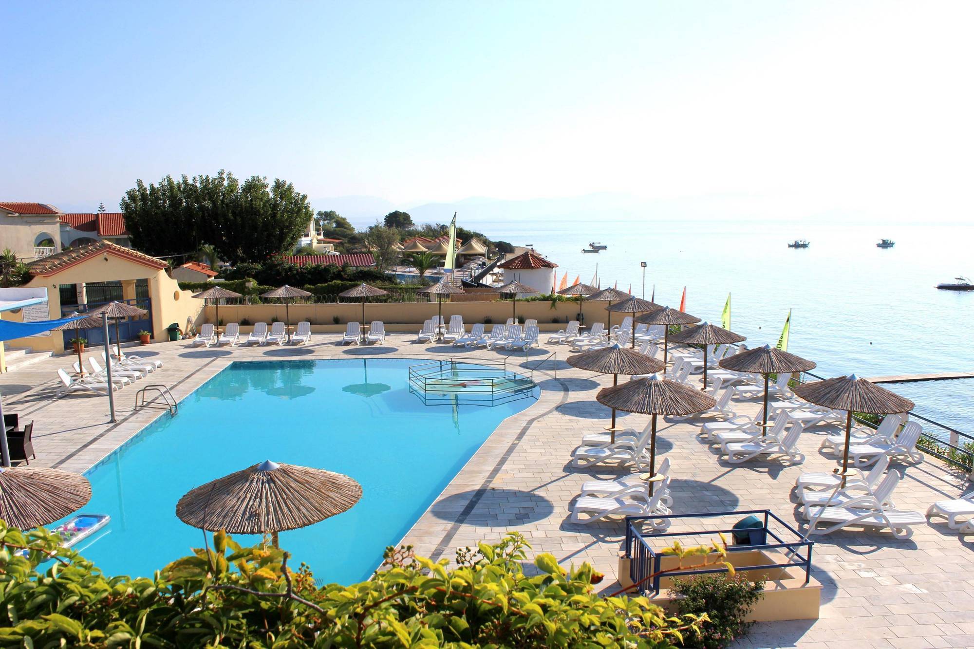 Ionian Sea View Hotel Kávos Zewnętrze zdjęcie